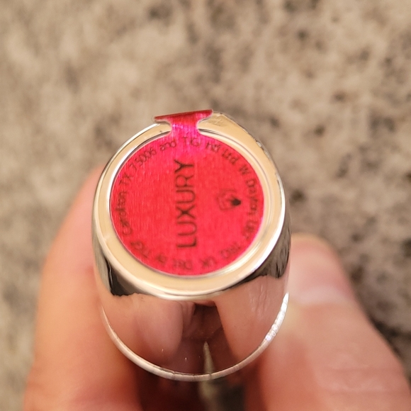 BedHead Lipstick - Luxury - Picture 5 of 5